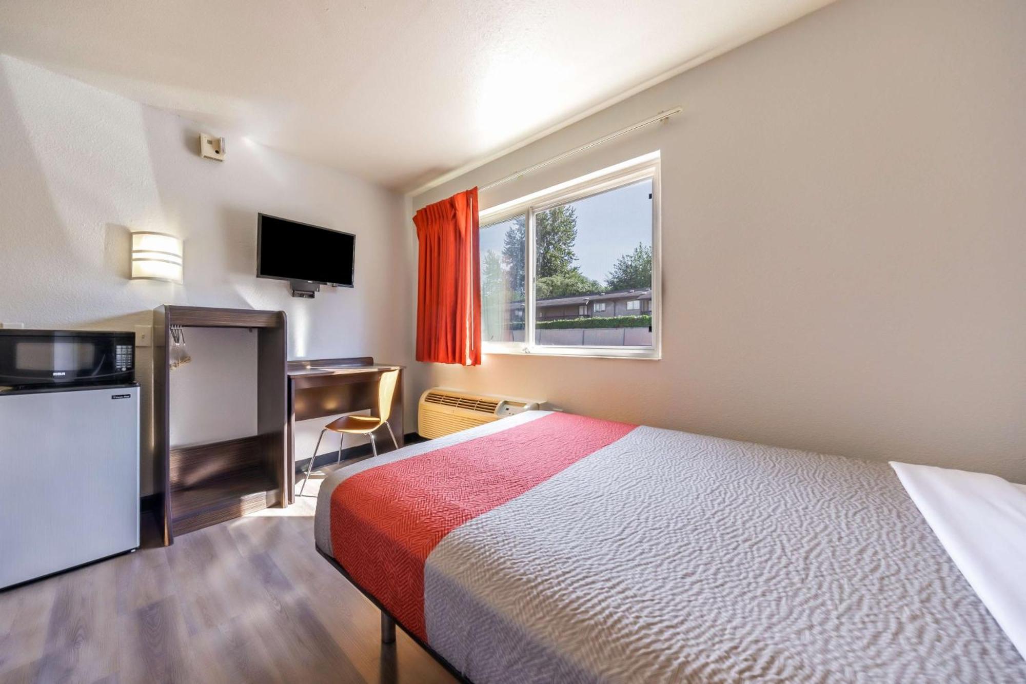 Motel 6-Seattle, Wa - Sea-Tac Airport South Сиатак Екстериор снимка