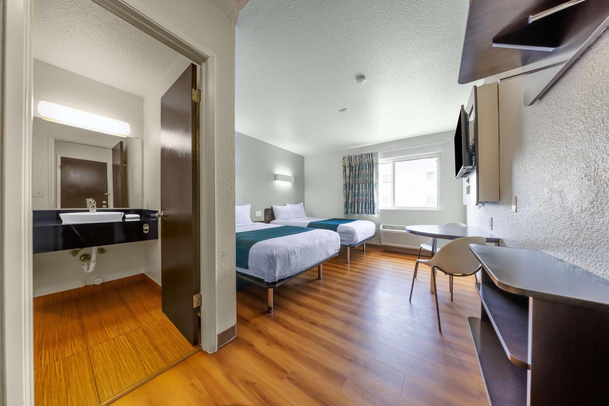 Motel 6-Seattle, Wa - Sea-Tac Airport South Сиатак Екстериор снимка