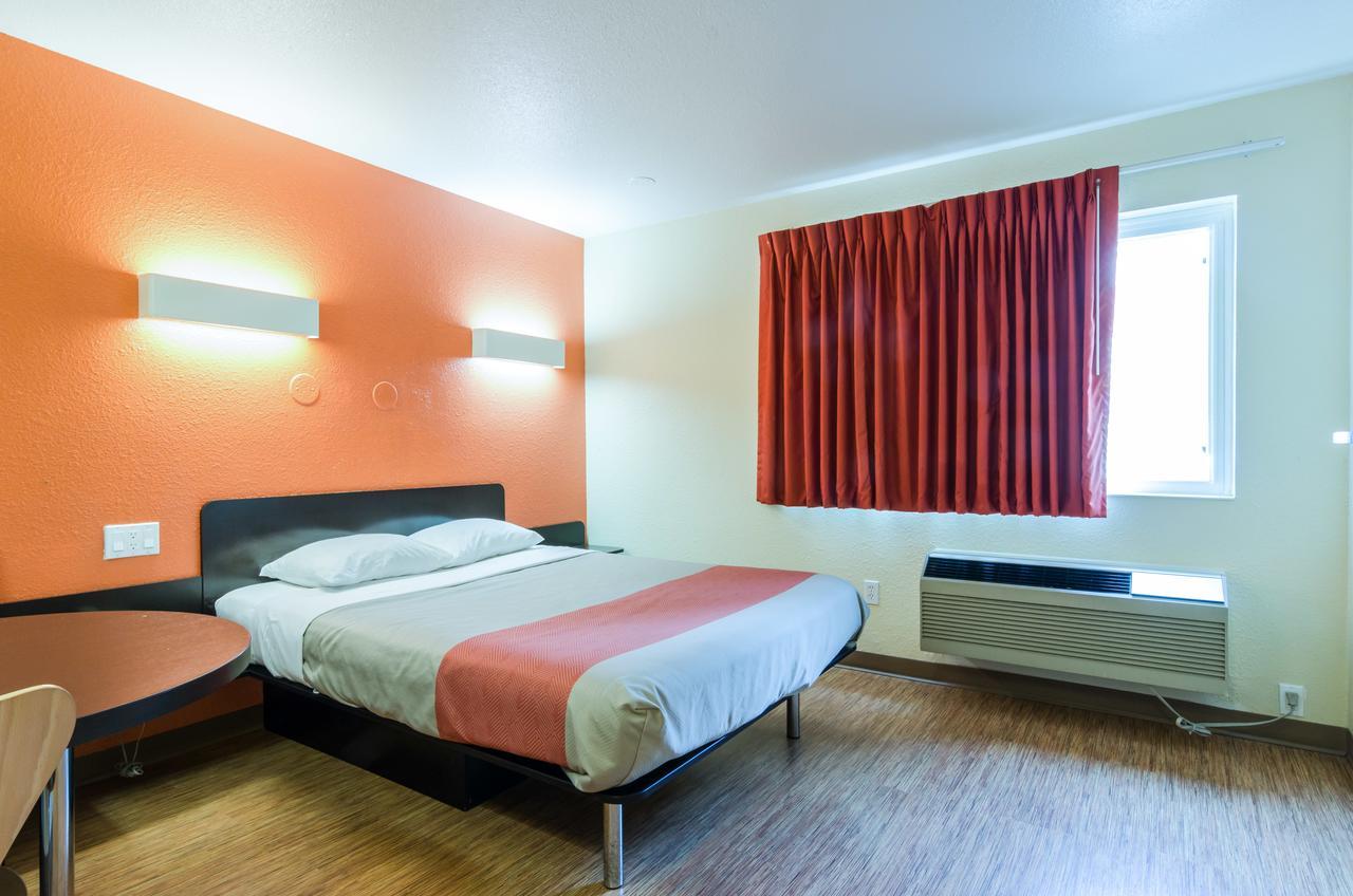 Motel 6-Seattle, Wa - Sea-Tac Airport South Сиатак Екстериор снимка