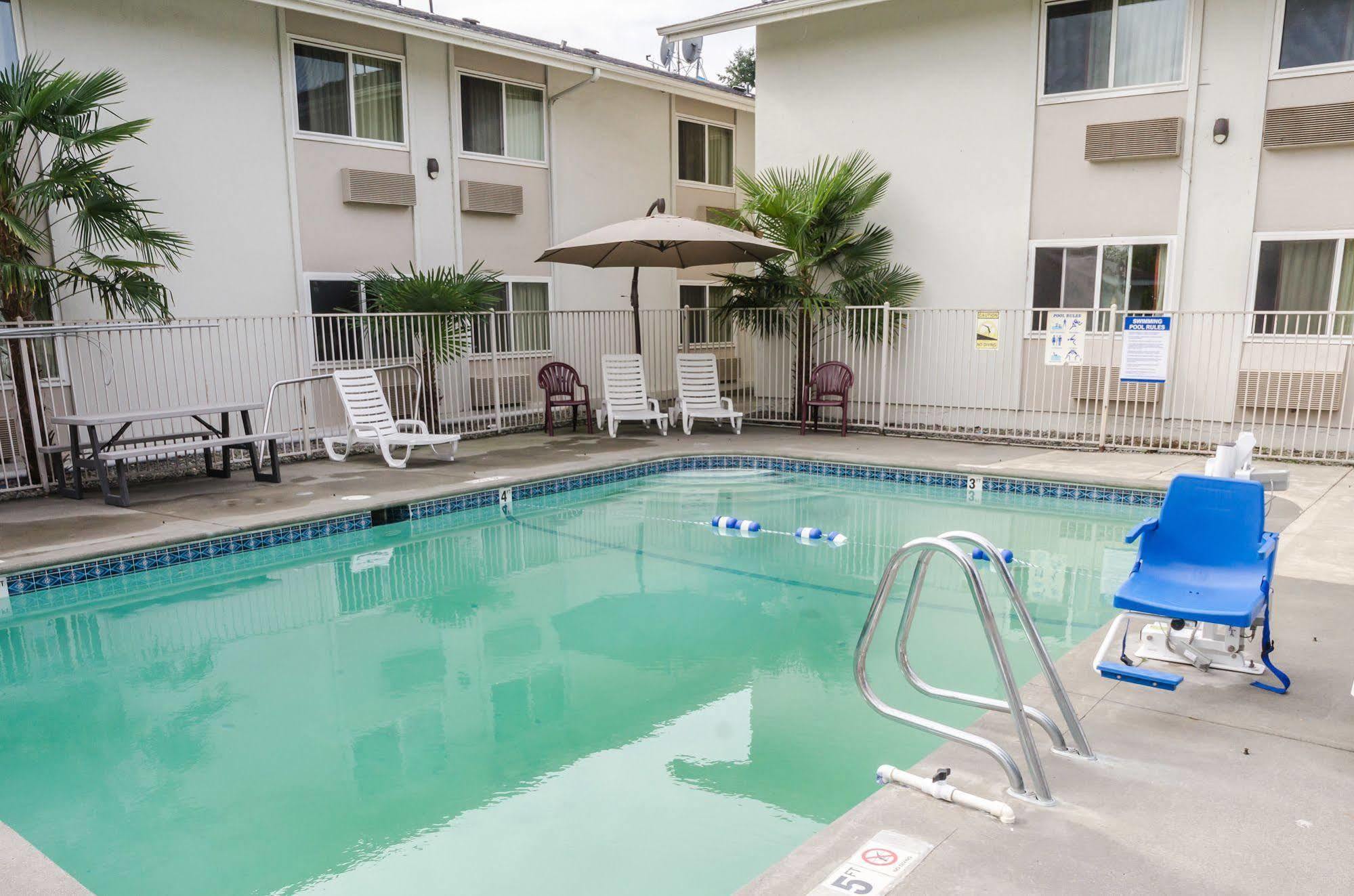 Motel 6-Seattle, Wa - Sea-Tac Airport South Сиатак Екстериор снимка