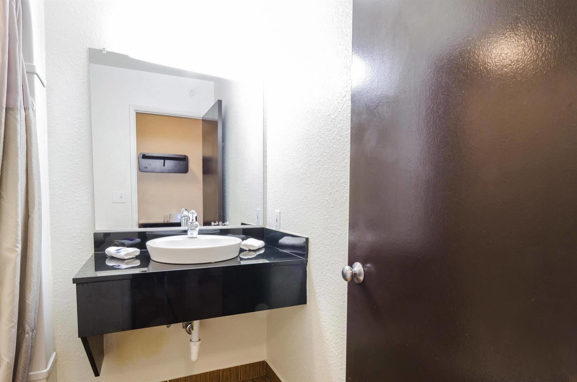 Motel 6-Seattle, Wa - Sea-Tac Airport South Сиатак Екстериор снимка